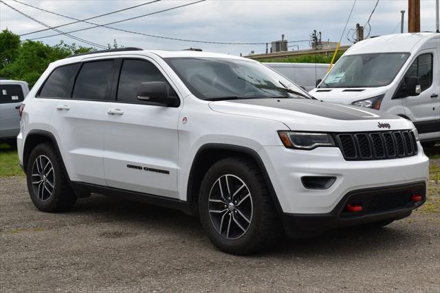 used 2017 Jeep Grand Cherokee car, priced at $14,738