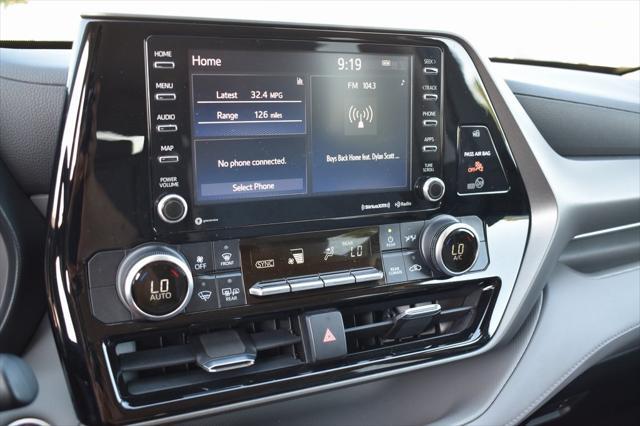 used 2021 Toyota Highlander Hybrid car, priced at $33,059