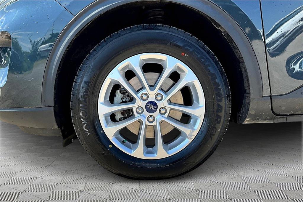 used 2022 Ford Escape car, priced at $22,458