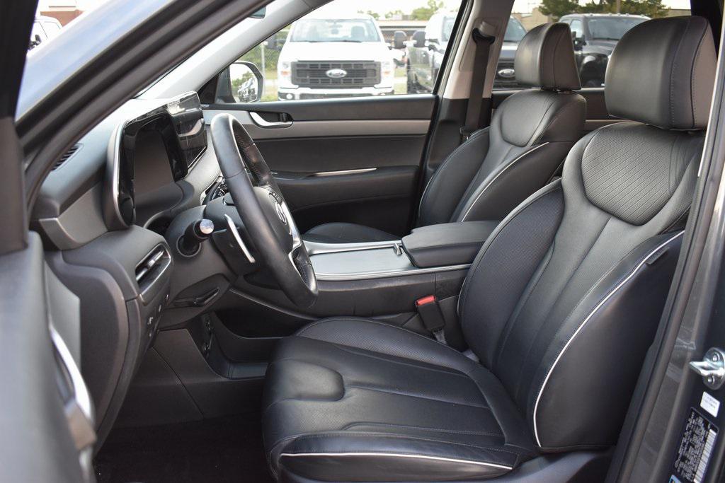used 2023 Hyundai Palisade car, priced at $35,613