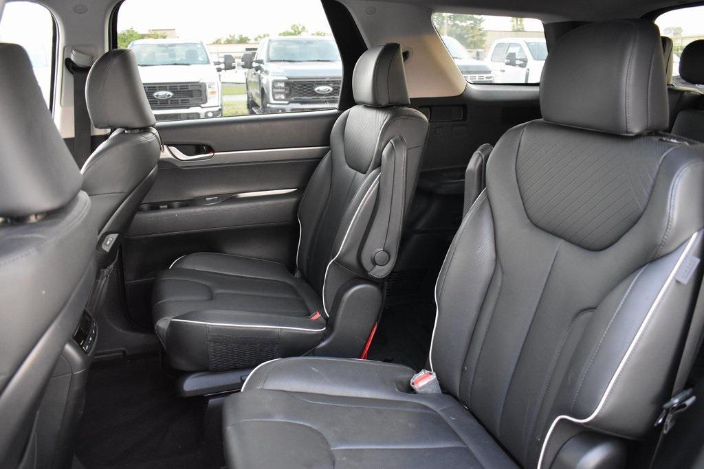 used 2023 Hyundai Palisade car, priced at $35,613
