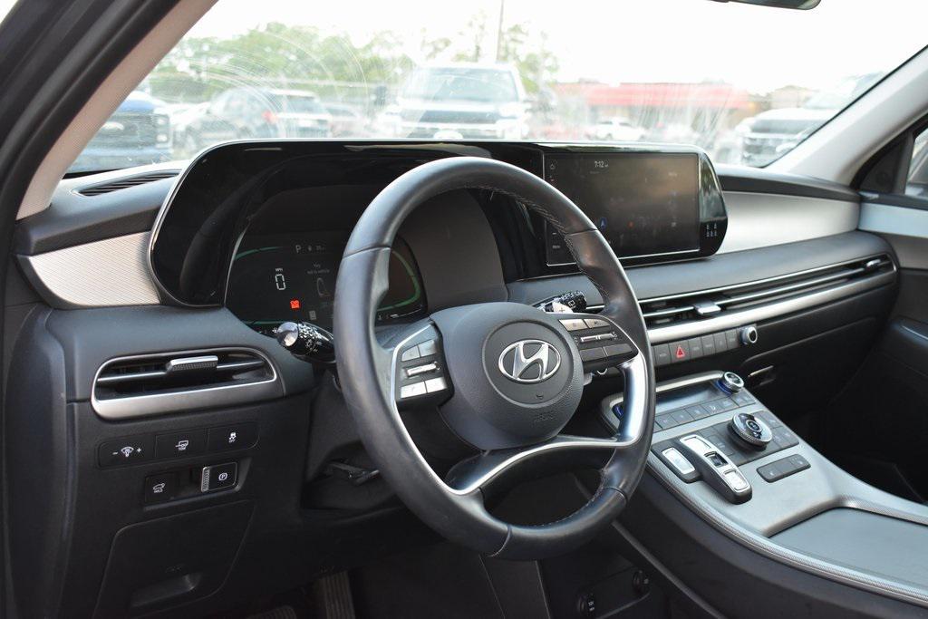used 2023 Hyundai Palisade car, priced at $35,613