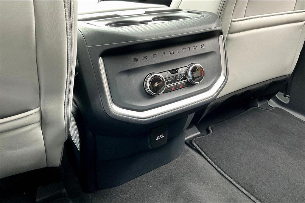 new 2025 Ford Expedition Max car, priced at $79,213