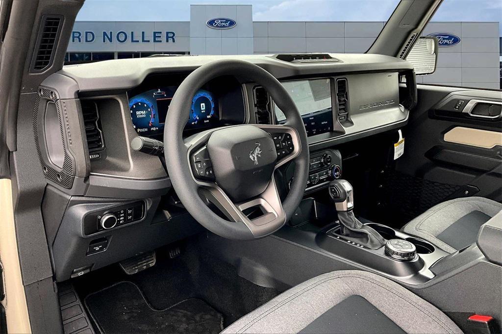 new 2025 Ford Bronco car, priced at $50,333