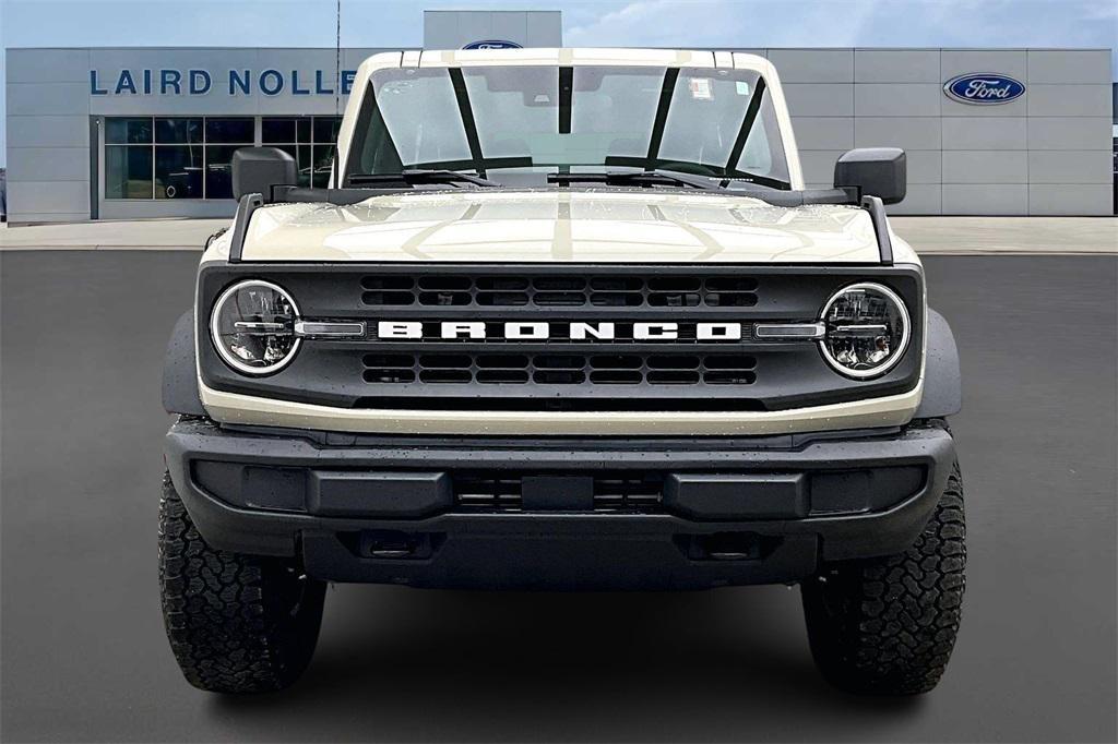 new 2025 Ford Bronco car, priced at $50,333