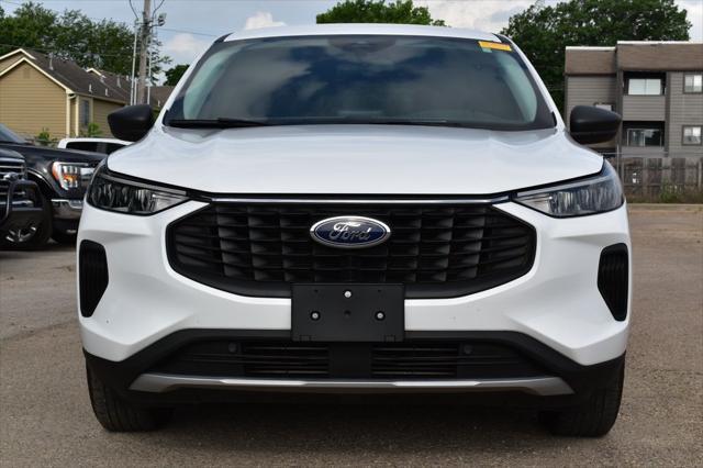 used 2023 Ford Escape car, priced at $21,577