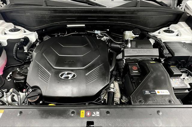 used 2025 Hyundai Palisade car, priced at $50,905