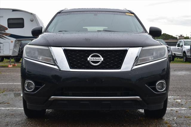 used 2015 Nissan Pathfinder car, priced at $8,727