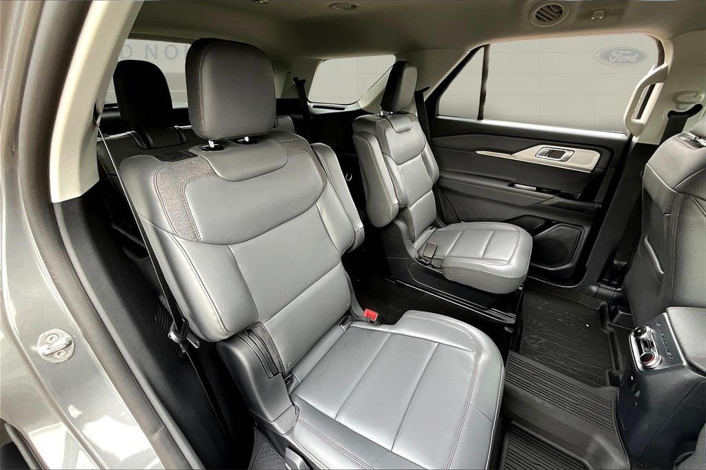 new 2025 Ford Explorer car, priced at $45,312