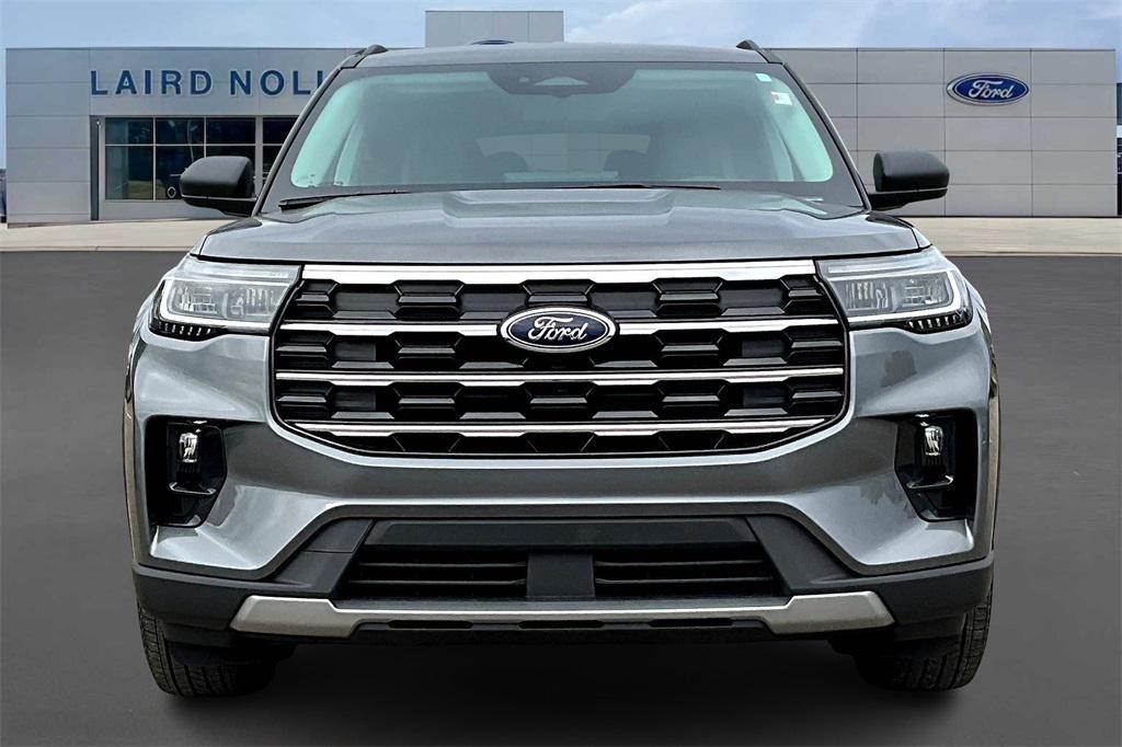 new 2025 Ford Explorer car, priced at $45,312
