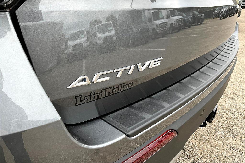 new 2025 Ford Explorer car, priced at $45,312