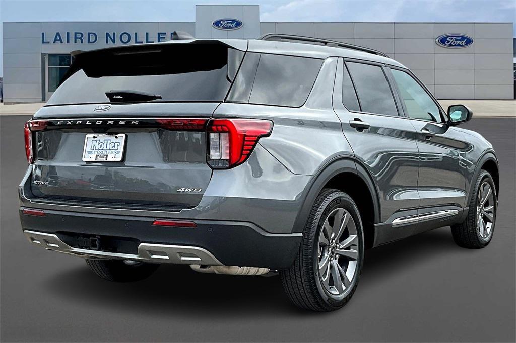 new 2025 Ford Explorer car, priced at $45,312