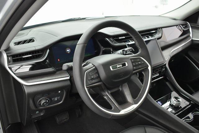 used 2022 Jeep Grand Cherokee 4xe car, priced at $34,357