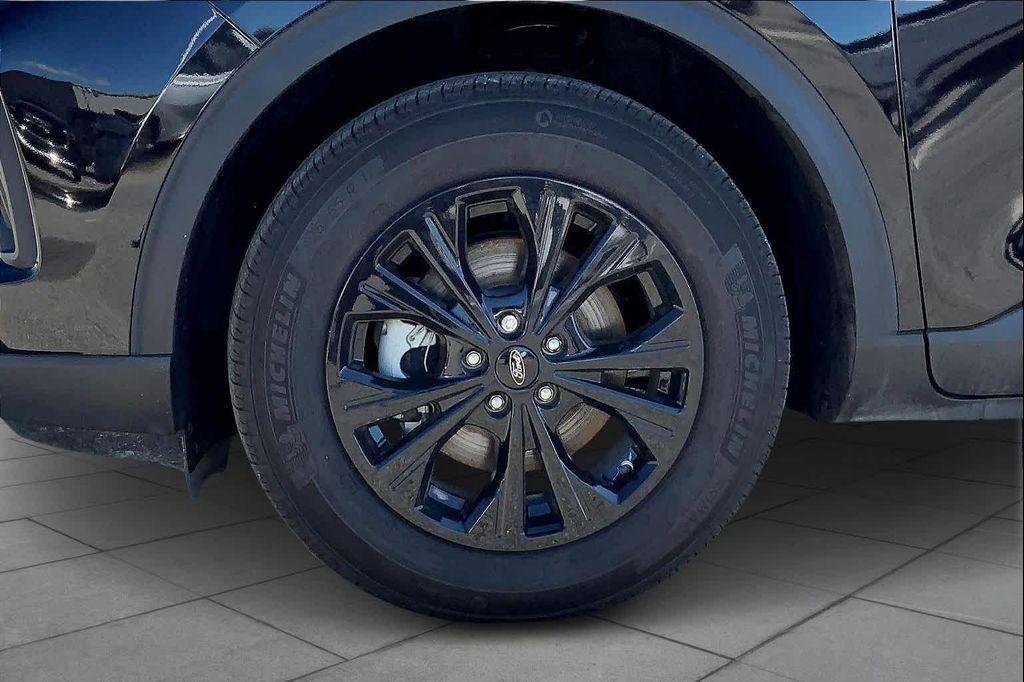 used 2024 Ford Escape car, priced at $22,491