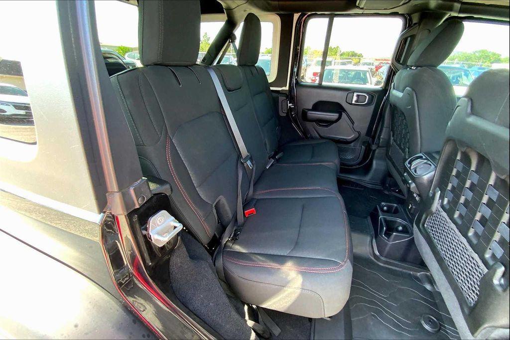 used 2021 Jeep Wrangler Unlimited car, priced at $33,217