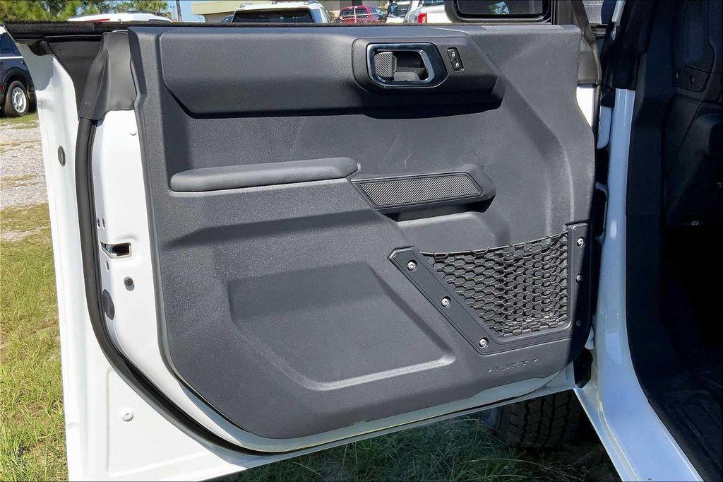 new 2025 Ford Bronco car, priced at $45,688