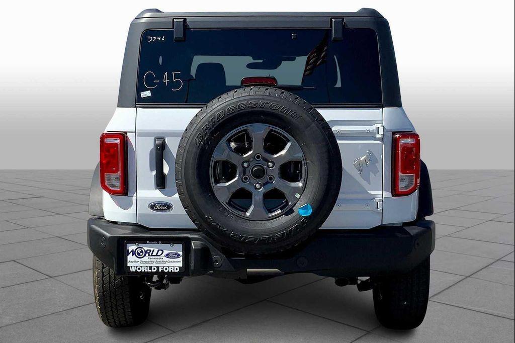 new 2025 Ford Bronco car, priced at $45,688