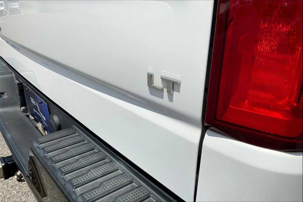 used 2021 Chevrolet Silverado 1500 car, priced at $40,900