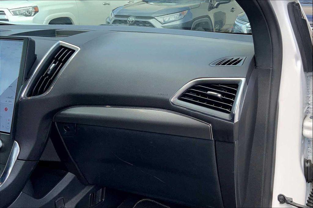 used 2022 Ford Edge car, priced at $34,989