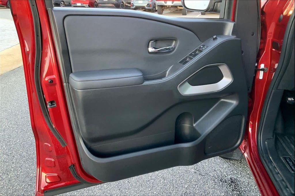 used 2022 Nissan Frontier car, priced at $30,989