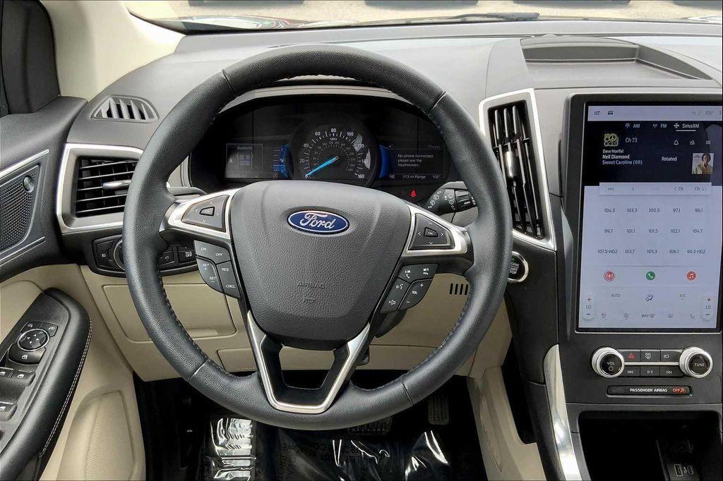 used 2024 Ford Edge car, priced at $27,500