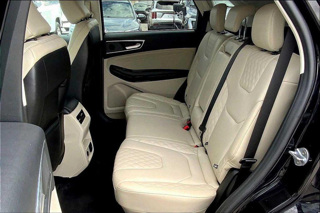 used 2024 Ford Edge car, priced at $27,500