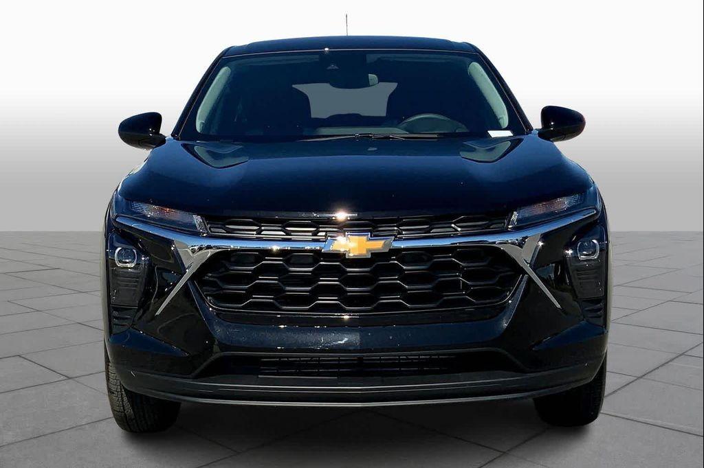 used 2025 Chevrolet Trax car, priced at $21,900