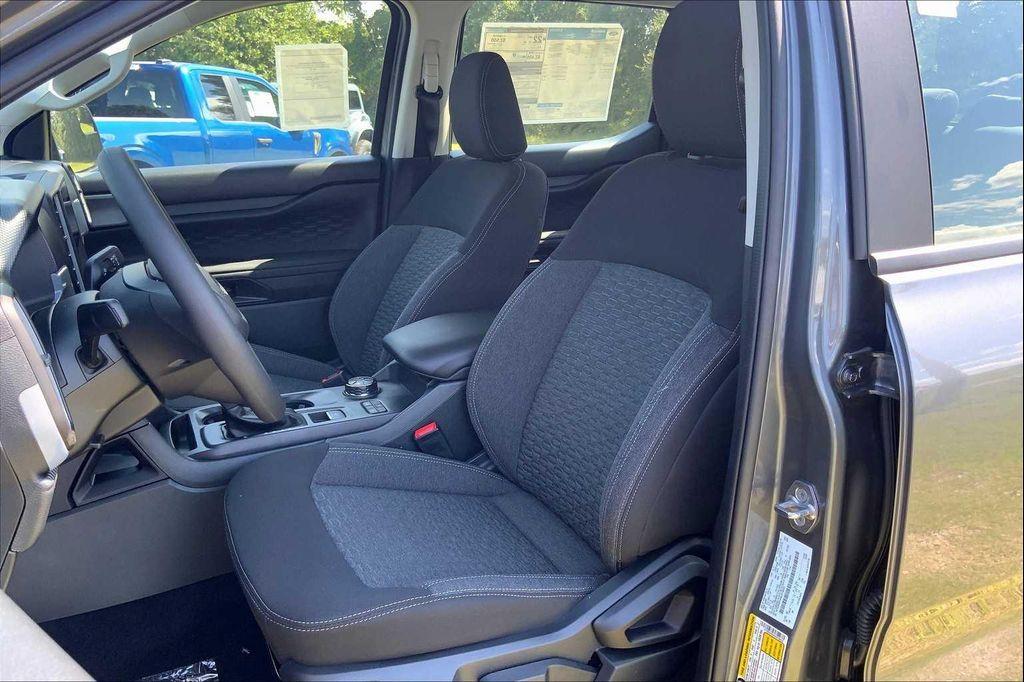new 2025 Ford Ranger car, priced at $37,559