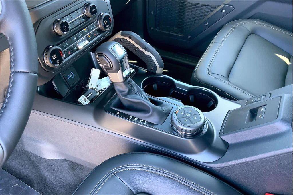 new 2025 Ford Bronco Sport car, priced at $33,820