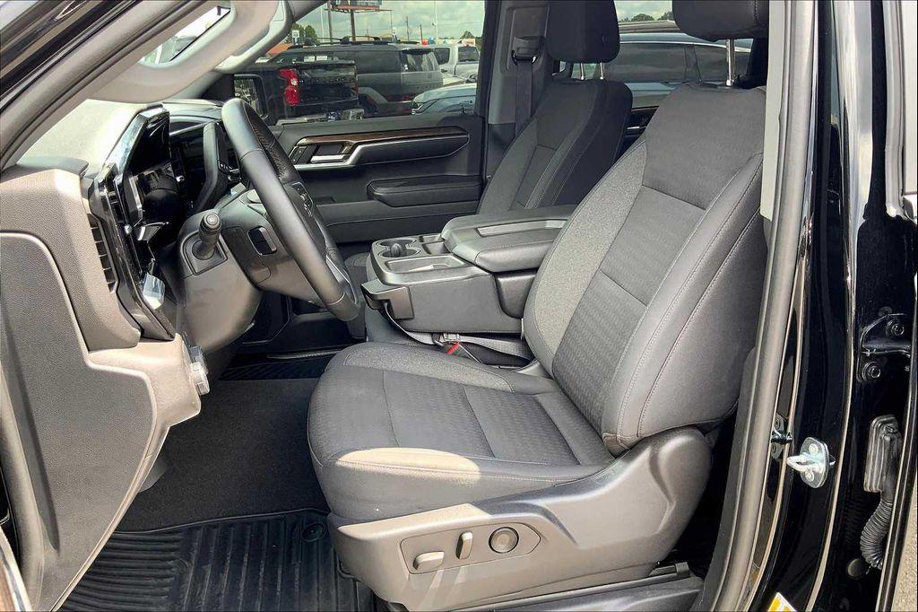 used 2023 Chevrolet Silverado 1500 car, priced at $40,500