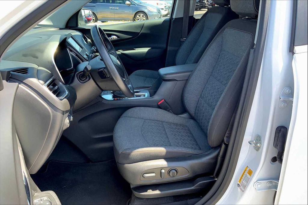 used 2022 Chevrolet Equinox car, priced at $20,344