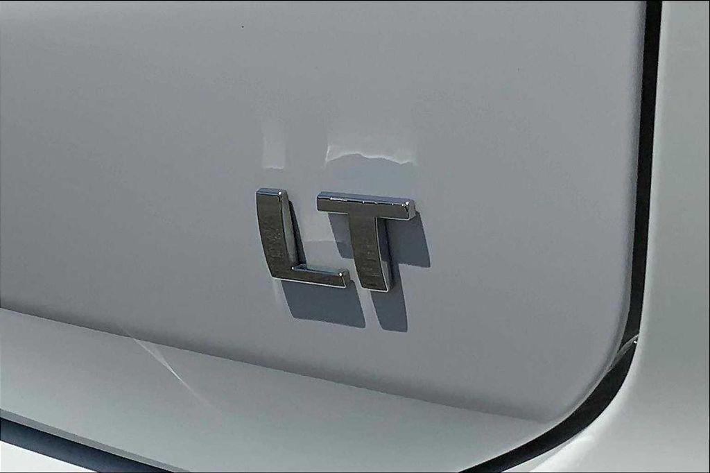 used 2022 Chevrolet Equinox car, priced at $20,344