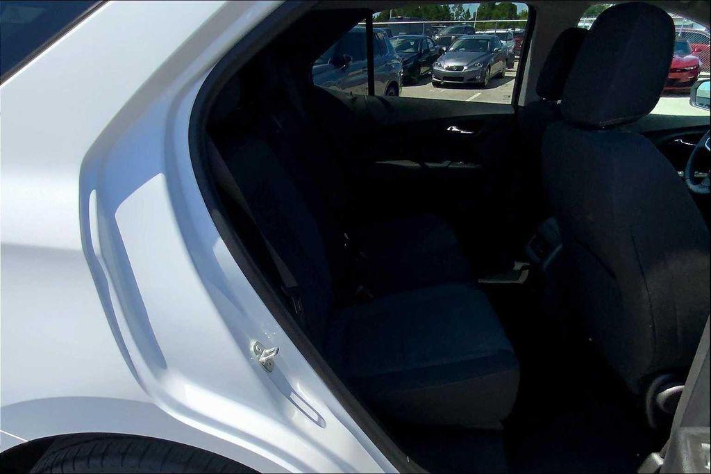 used 2022 Chevrolet Equinox car, priced at $20,344