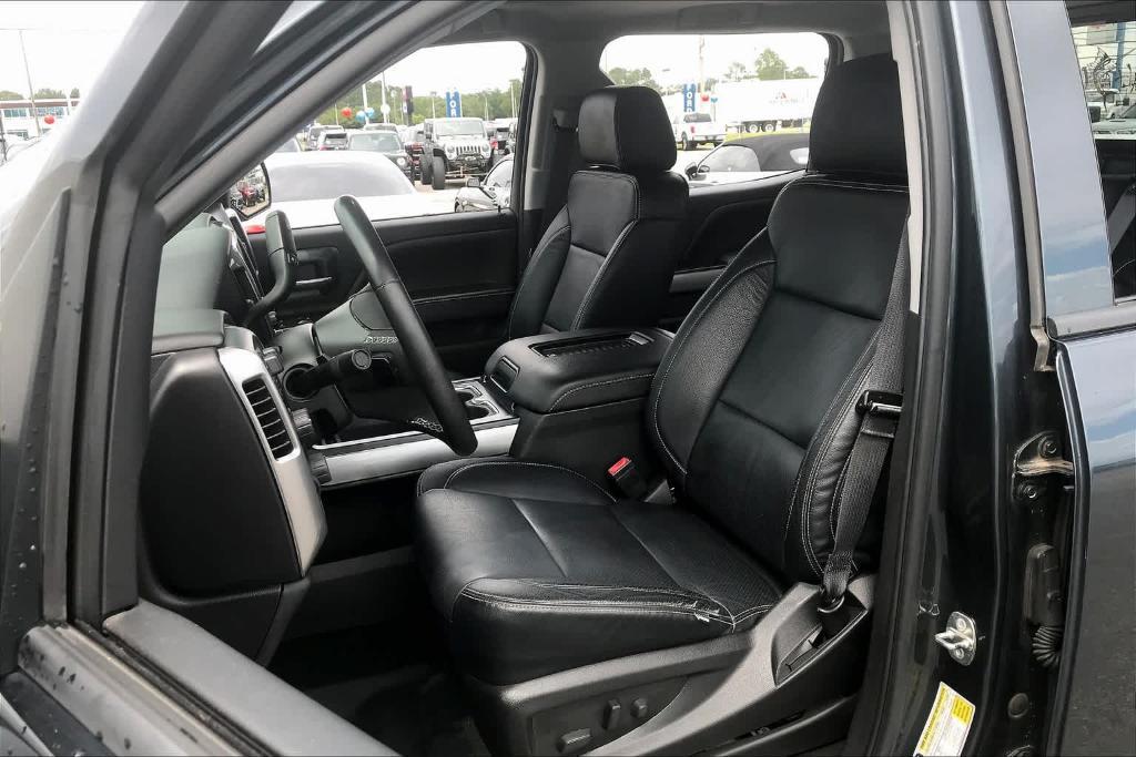 used 2018 Chevrolet Silverado 1500 car, priced at $31,000