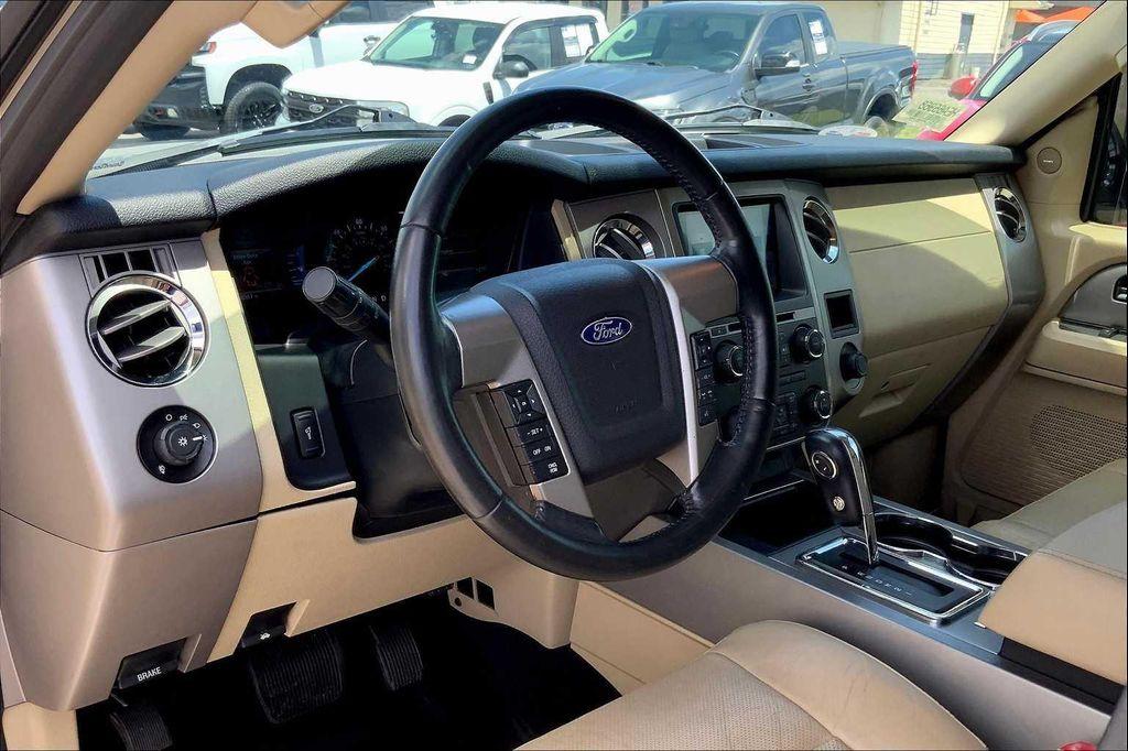 used 2017 Ford Expedition car, priced at $20,989