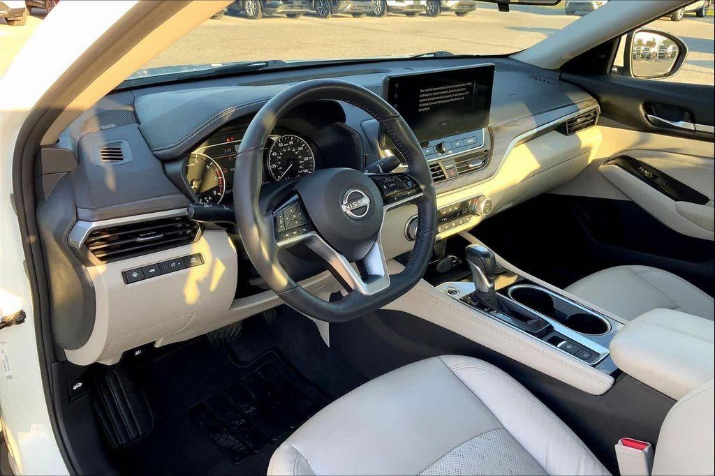 used 2023 Nissan Altima car, priced at $24,989