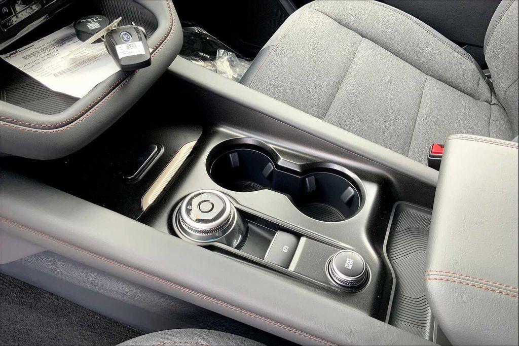 new 2025 Ford Explorer car, priced at $39,653