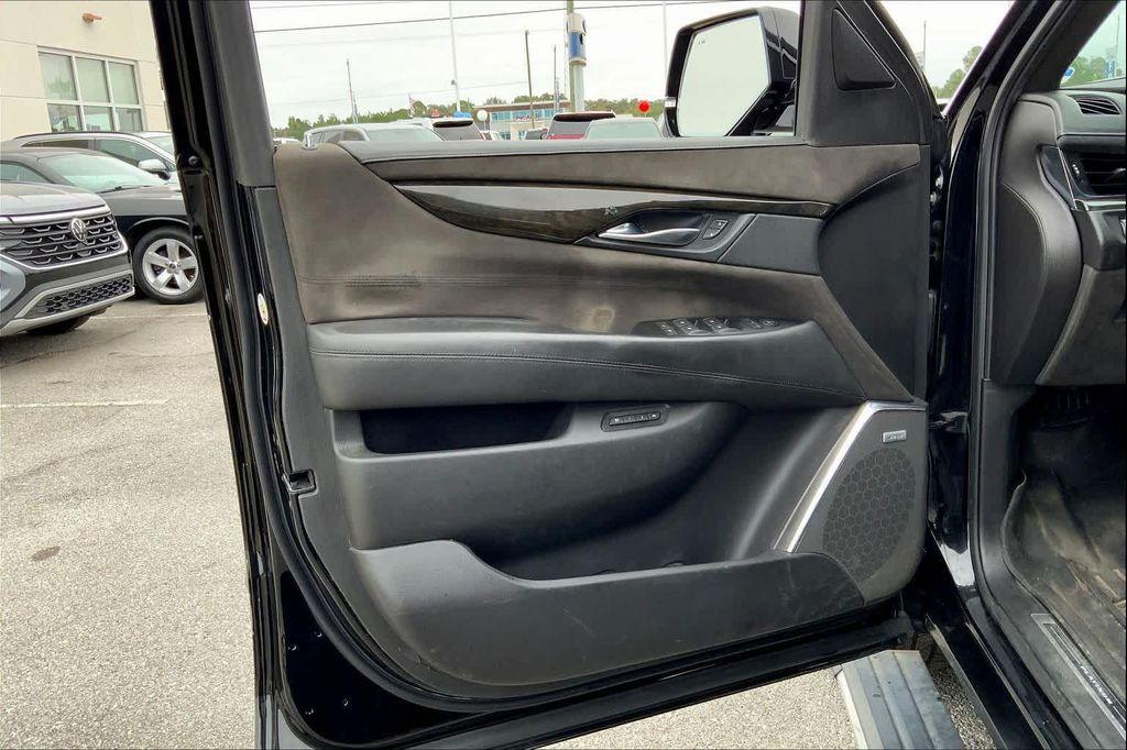 used 2017 Cadillac Escalade ESV car, priced at $21,900