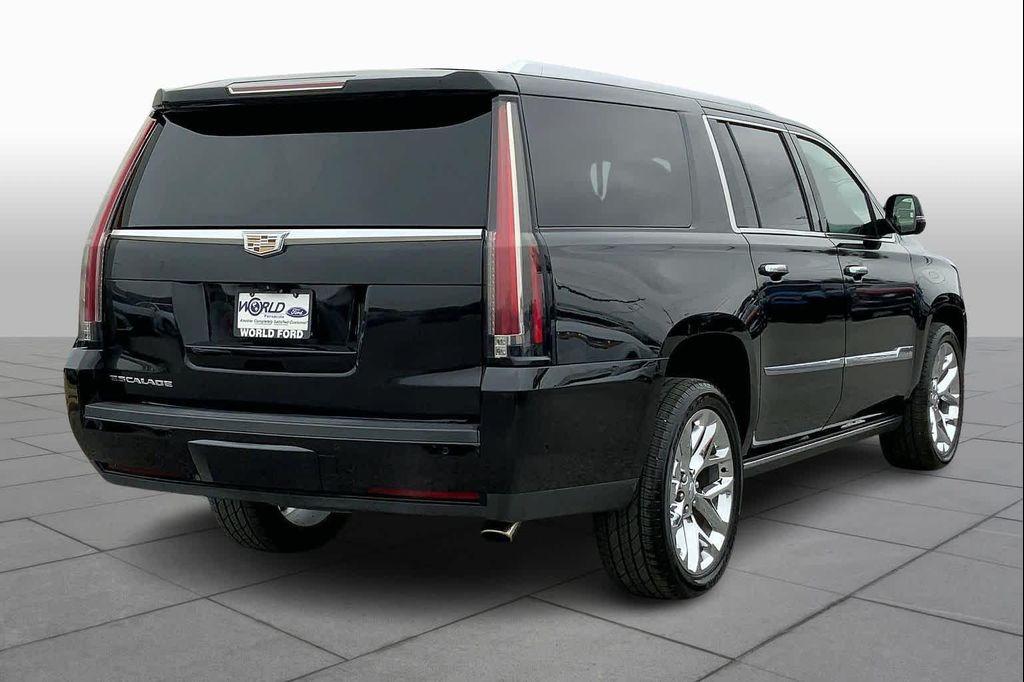 used 2017 Cadillac Escalade ESV car, priced at $21,900