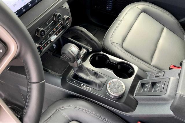 new 2025 Ford Bronco car, priced at $54,584