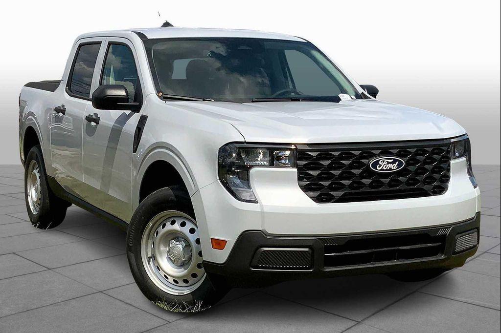 new 2025 Ford Maverick car, priced at $31,638
