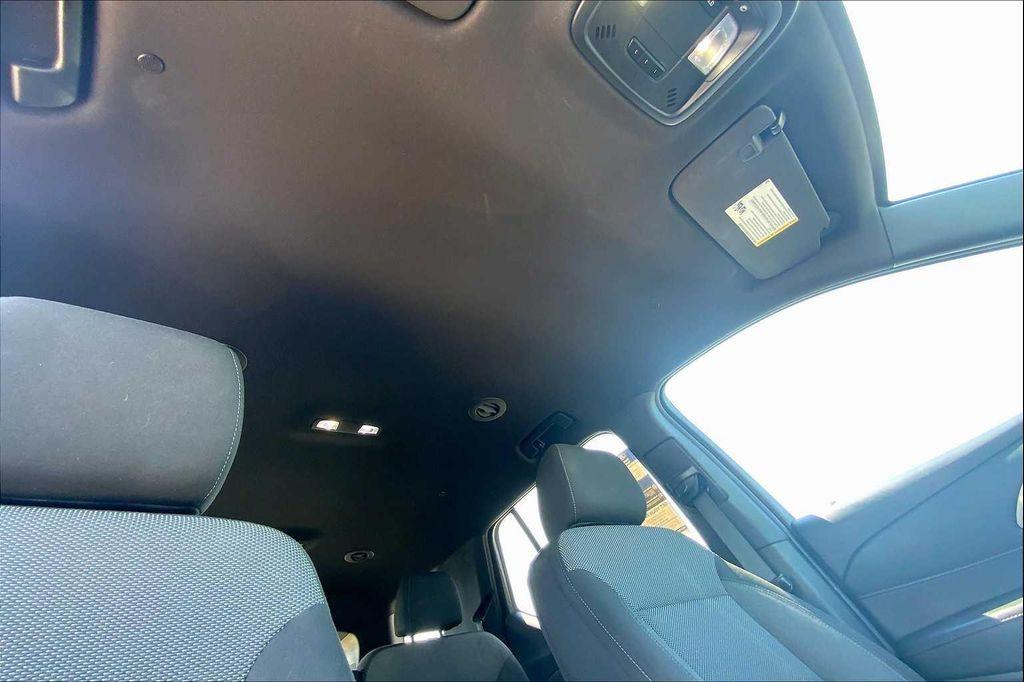 used 2022 Chevrolet Traverse car, priced at $24,200