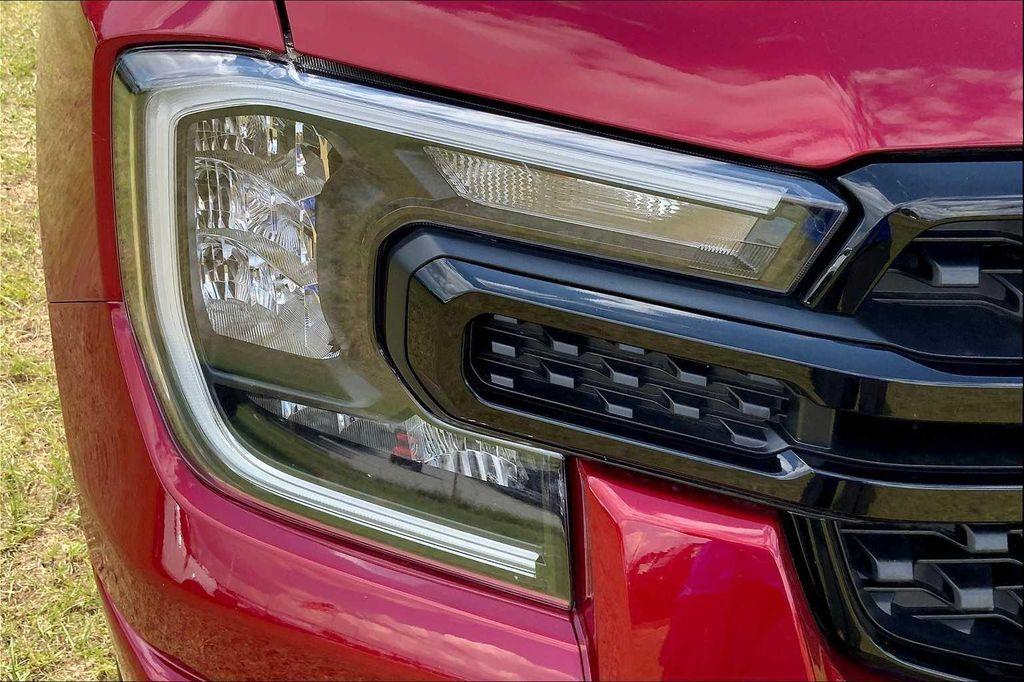 new 2025 Ford Ranger car, priced at $37,939