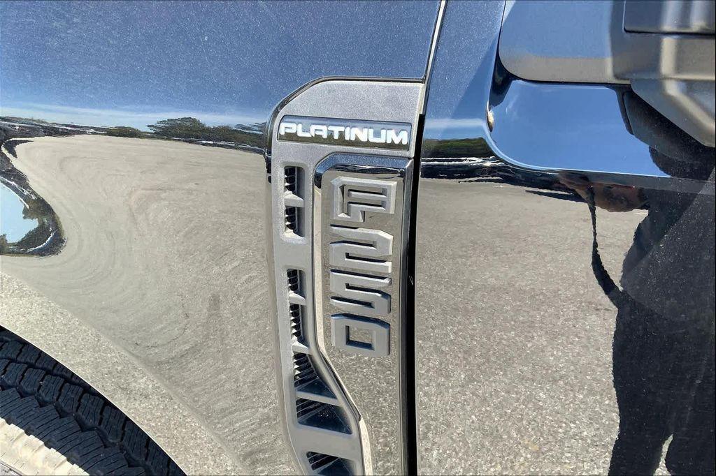 new 2025 Ford F-250 car, priced at $86,890