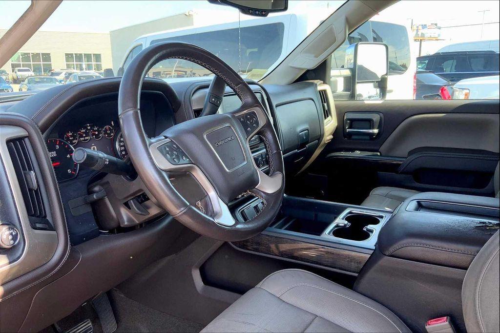 used 2015 GMC Sierra 2500 car, priced at $19,900