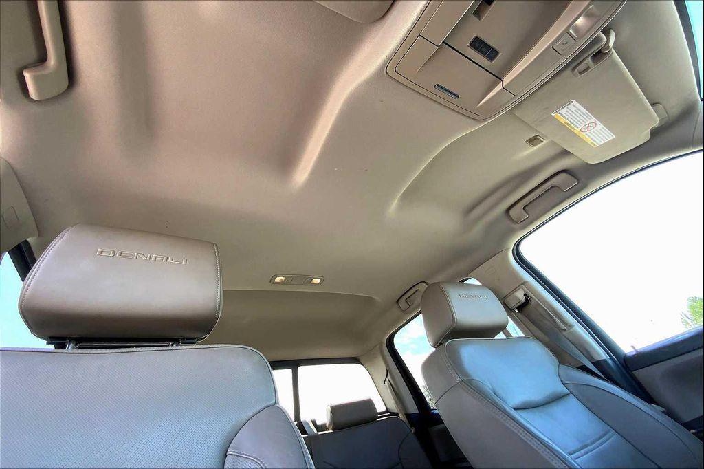 used 2015 GMC Sierra 2500 car, priced at $19,900