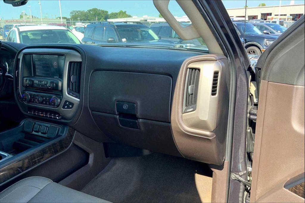 used 2015 GMC Sierra 2500 car, priced at $19,900