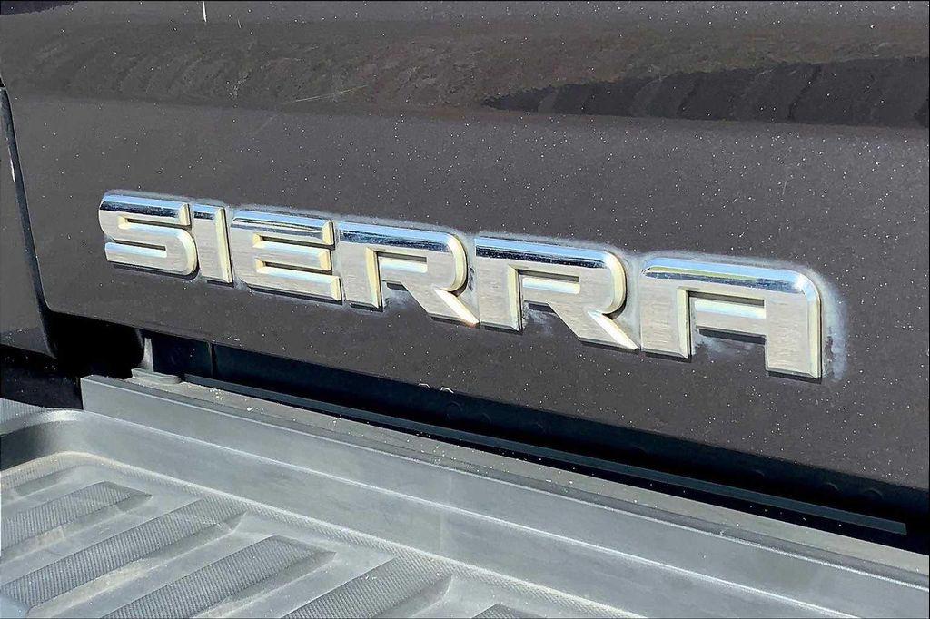 used 2015 GMC Sierra 2500 car, priced at $19,900