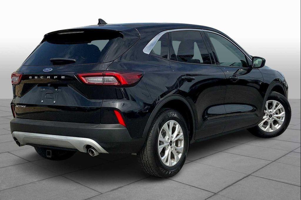 used 2023 Ford Escape car, priced at $22,300