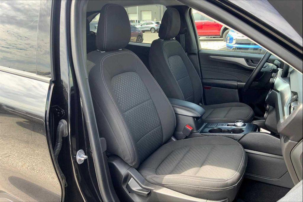 used 2023 Ford Escape car, priced at $22,300